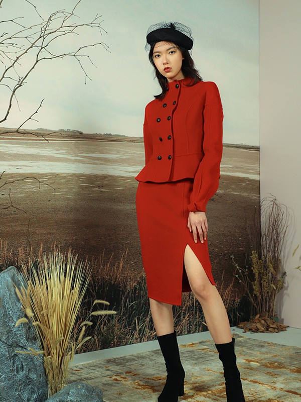 香莎女装完美诠释秋冬日小香风,优雅不设限!