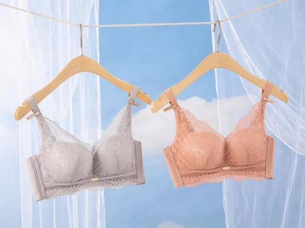 闺秘新品文胸上市 | 秋冬“养胸”季,护ru也需黑科技?!