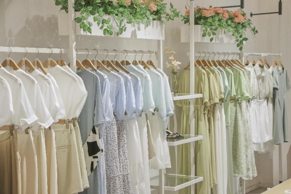 37°生活美学女装,优质与低价完美糅合!