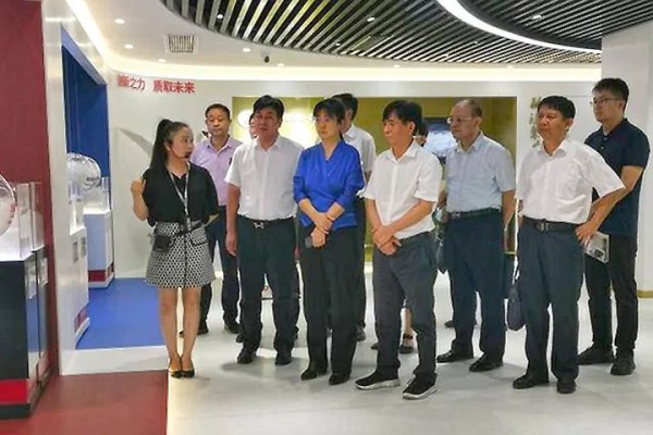 泰安市纺织服装产业链到柳桥开展商务对接活动