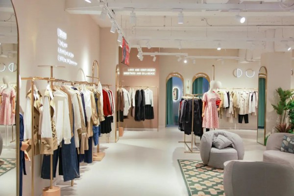 朵以-duoyi女装一口气14家新店重磅开业  沾沾喜气