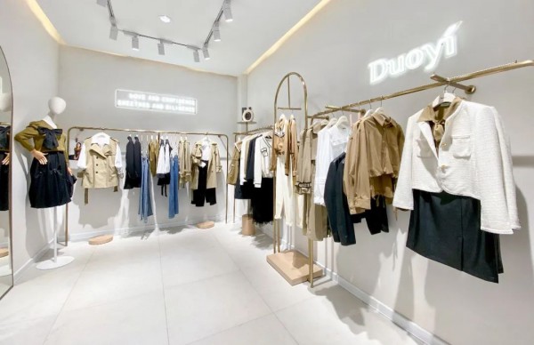 朵以-duoyi女装一口气14家新店重磅开业  沾沾喜气