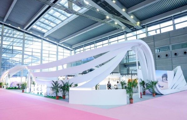 “时尚河北”深圳秀源头时尚