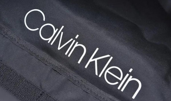 服装库存积压, CK母公司被迫全球裁员10%