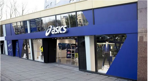 亚瑟士上半年销售增长2210日元,净利下滑4.8%