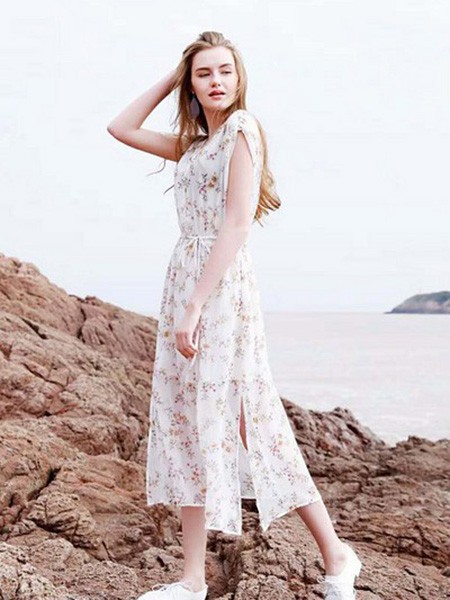 热烈祝贺艾蜜唯娅女装品牌入驻丽人网!开启线上招商模式!