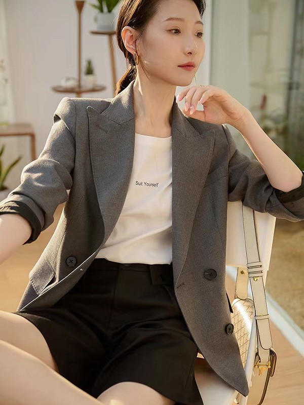 女装加盟品牌有哪些?卡致依女装值得加盟吗?