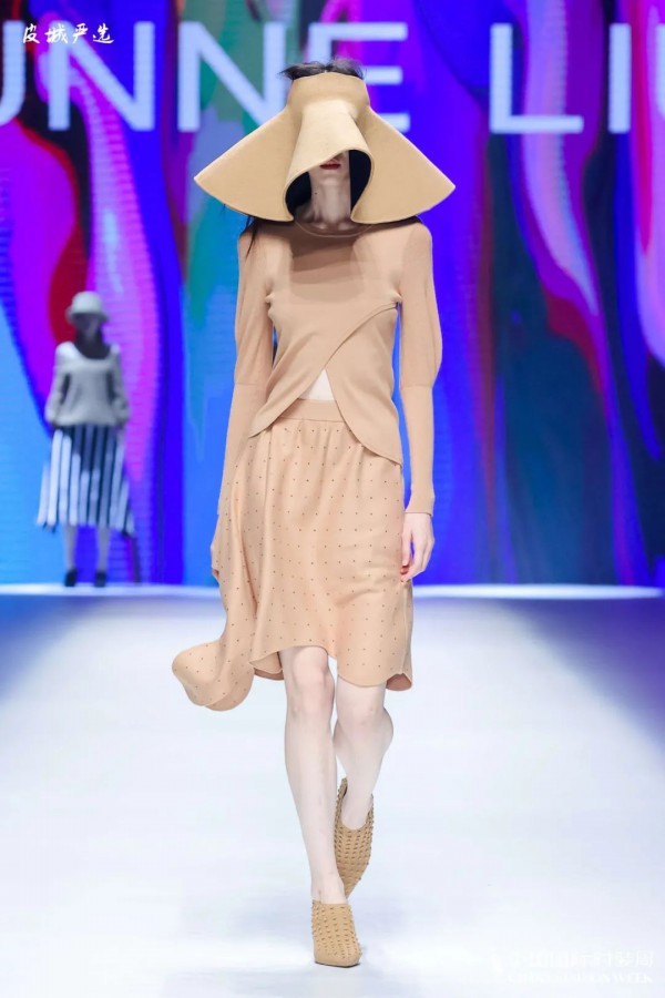 皮城严选联合秀亮相2023SS中国国际时装周