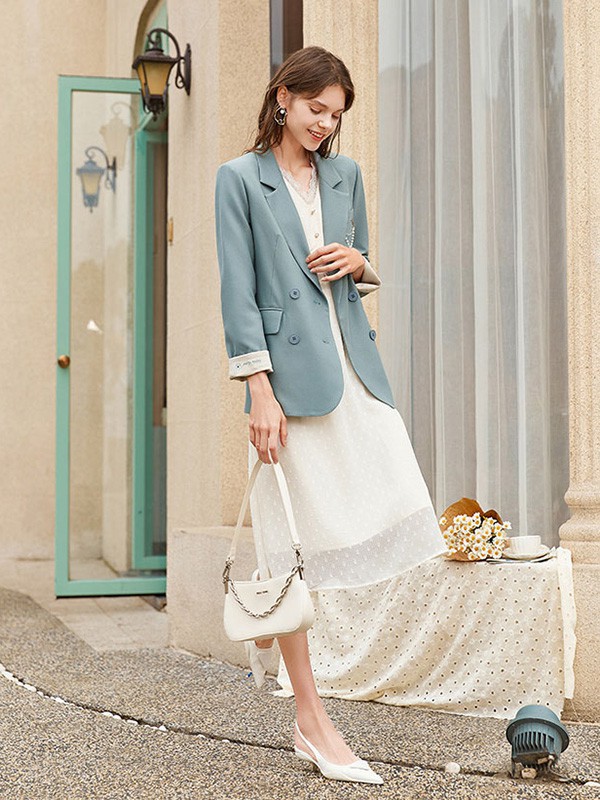 禹妃女装演绎都市女性的通勤衣橱,高级大气有质感!