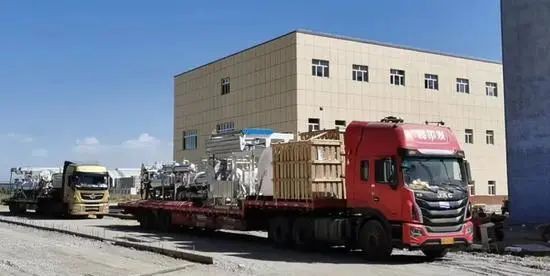 投资10亿元:3万吨针织和3亿米梭织布染整项目在新疆装机