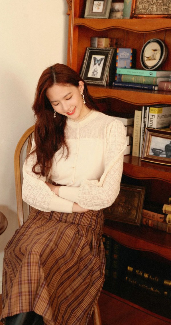 Carmen卡蔓 | 月亮,唤醒浪漫的秋衣