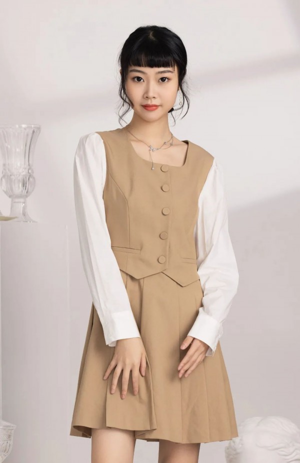 AYILIAN阿依莲 | 轻学院风穿搭 ,可咸可甜超有范