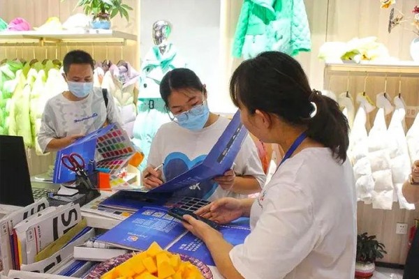 羽绒服面料商如何从气候变化中挖掘商机?