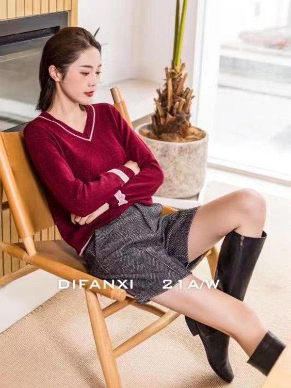 缔梵茜 简约通勤 简单心情 开启轻盈秋日