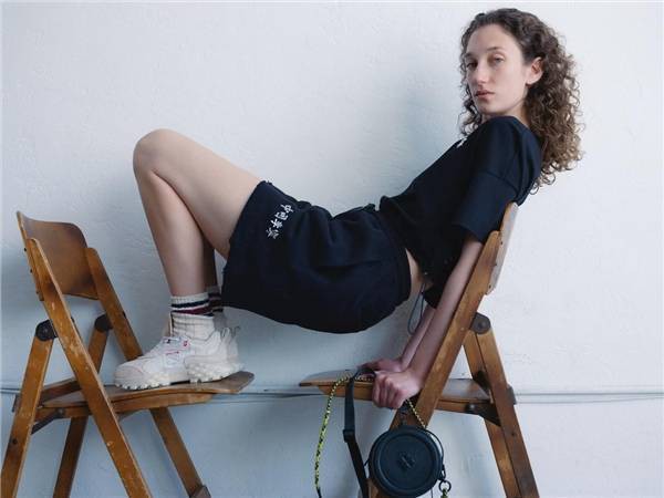 中国李宁「都市游牧」主题系列 ,重释穿搭范式