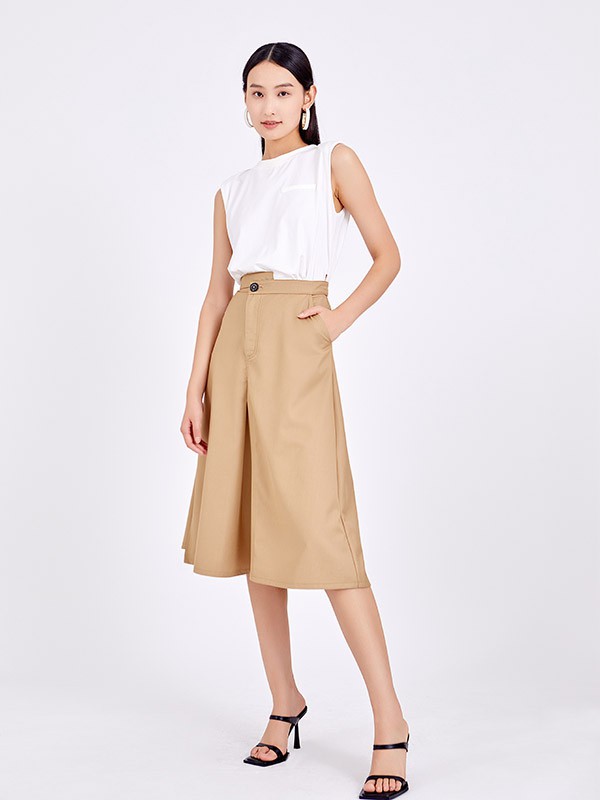 广州款式好的女装品牌——卡蔓女装深受消费者青睐