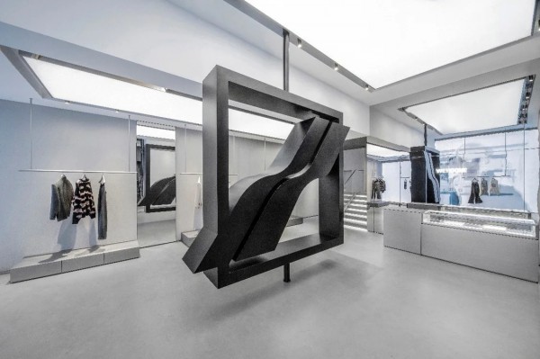 WE11DONE正式登陆中国市场 首家官方零售店铺于深圳万象天地正式开业