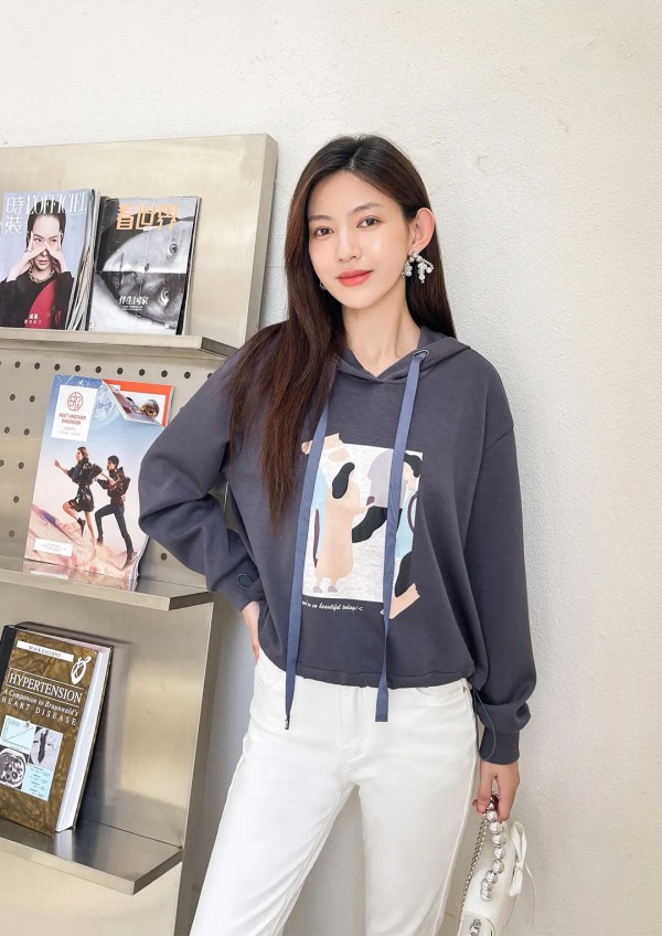 方示 | 三套卫衣LOOK,领略新季时髦