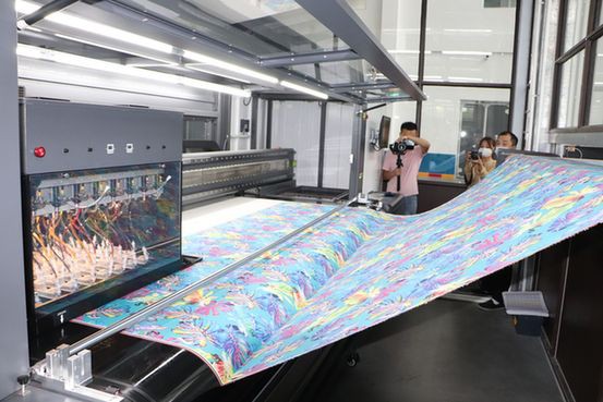 智能印染科技赋能 打造绿色纺织生产基地