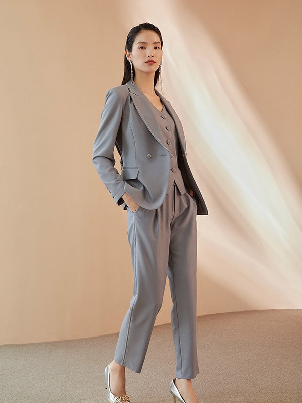 深圳女装发展前景怎么样?加盟佳纷女装品牌有什么优势?