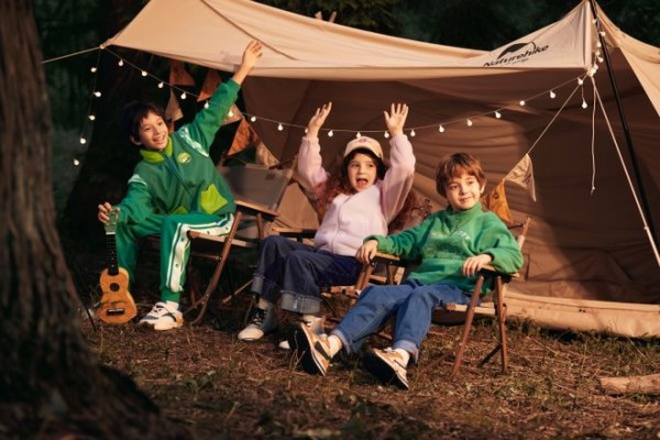 唯品会:新生代父母讲究式穿搭,带动场景化童装市场发展