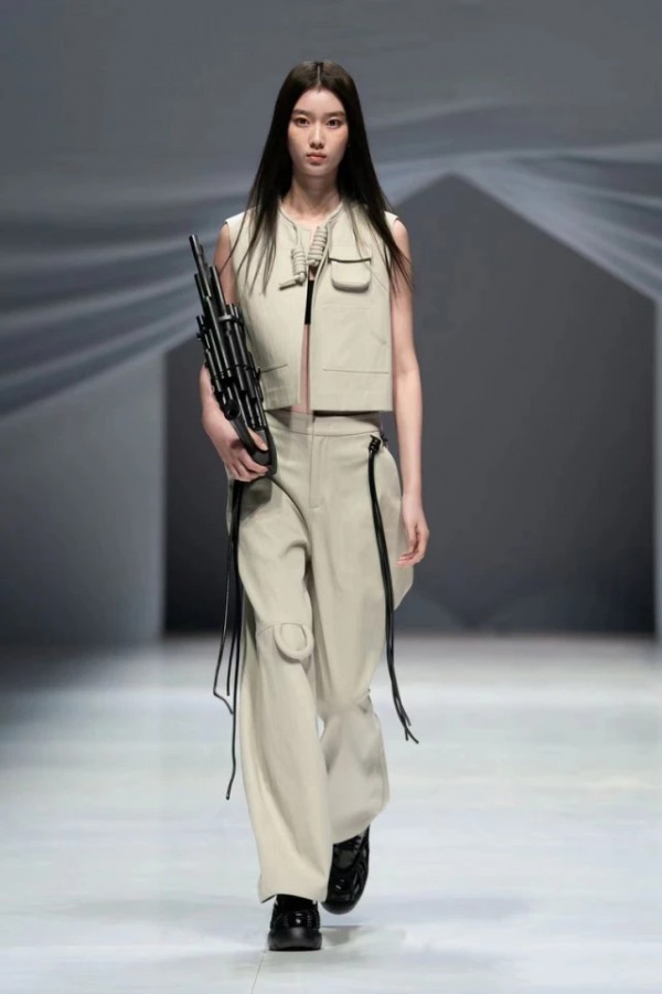 夹生HALF MADE  2023春夏系列发布