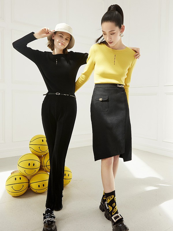 冬天大衣羽绒服里好看的内搭 大衣里面穿什么