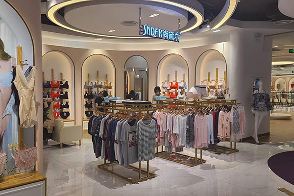 在四五线城市适合做什么生意 在小城市步行街开什么店