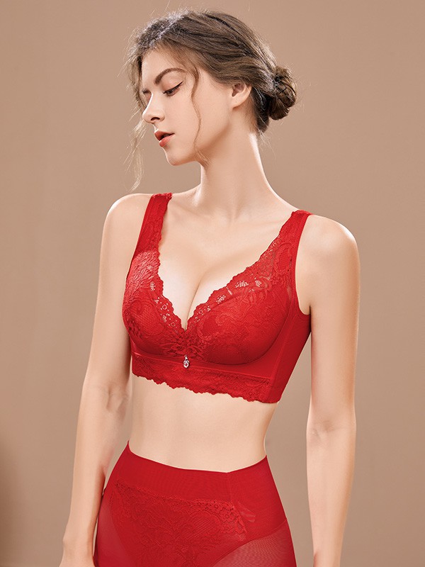 内衣总是露出肉来怎么办  这几款帮你收住小肉肉