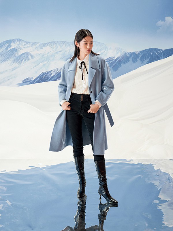 阿依莲简约大衣 穿出满满高级感