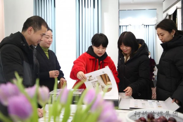 中国轻纺城新春开市迎来大批采购商