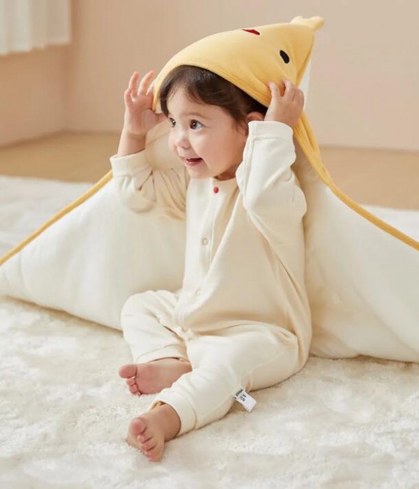 新生儿衣服怎么选?婴童服装怎么选?