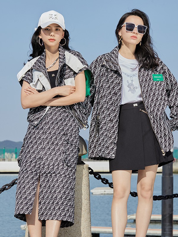 2023年定位低端的服装店非常危险!想赚钱的服装老板首先要转型中高端