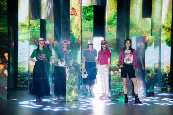 2023女装加盟品牌怎么选?若岚菲女装怎么样?