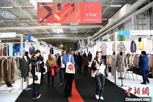 巴黎中国纺织品服装贸易展启幕 数百家中国展商寻商机