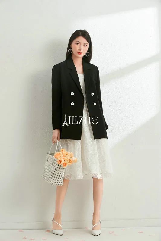 时尚穿搭 | 浪漫来袭,艾丽哲情人节穿搭示范!