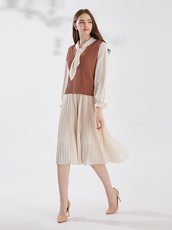 跟顾客聊什么话题呢?要想业绩倍增做大单,就要有目的的聊天