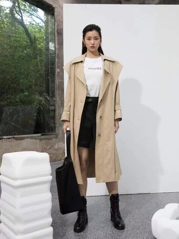 服装实体店VI系统决定了定位高低,你的产品首先要“看起来”很贵,才能卖得出价