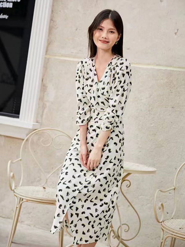 2023服装店主请谨慎选择“买手店”风格产品!先弄清底层逻辑,才不会积压库存