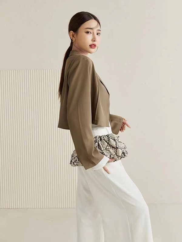 恭喜简诣女装3月签约不断,商业版图持续扩张!