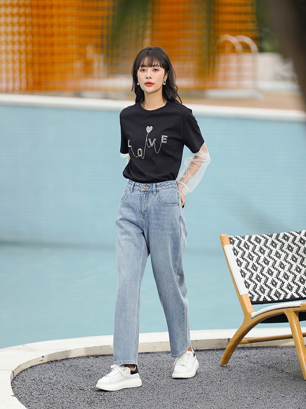 “搞流量”是2023年服装实体的风口!谁能率先获取流量,谁就能走在服装行业的前端