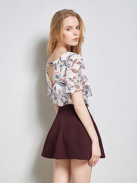 服装门店如何发出高质量朋友圈?女装店经营技巧