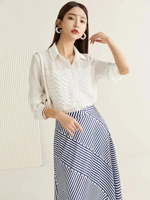 实体店坐等客户的时代,已经结束了!2023年要懂得研究线上流量!