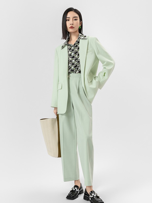 卡蔓.郑-CARMEN.CHENG