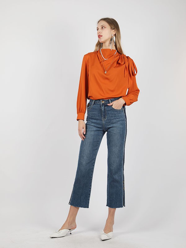 热烈祝贺江苏宿迁杨女士,河南南阳刘女士与莎斯莱思女装签约成功!祝生意兴隆!