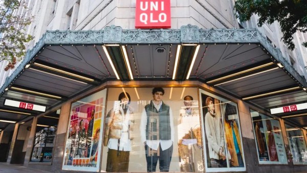 优衣库 - UNIQLO