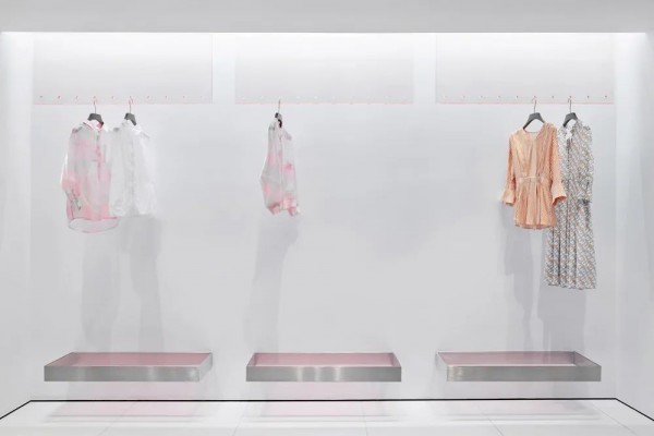 女装店装修如何吸睛?服装店必看的装修攻略