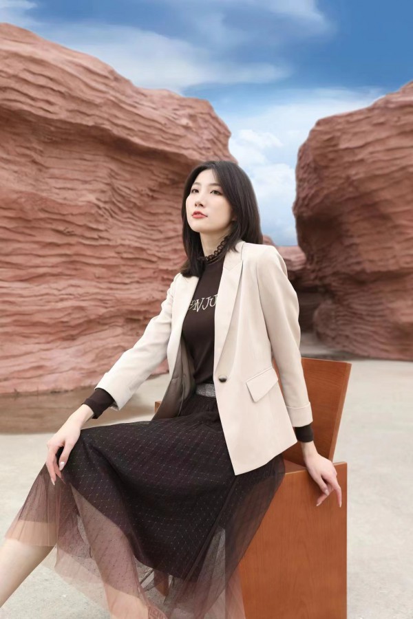 若岚菲2023秋冬新品发布会期待您的到来!