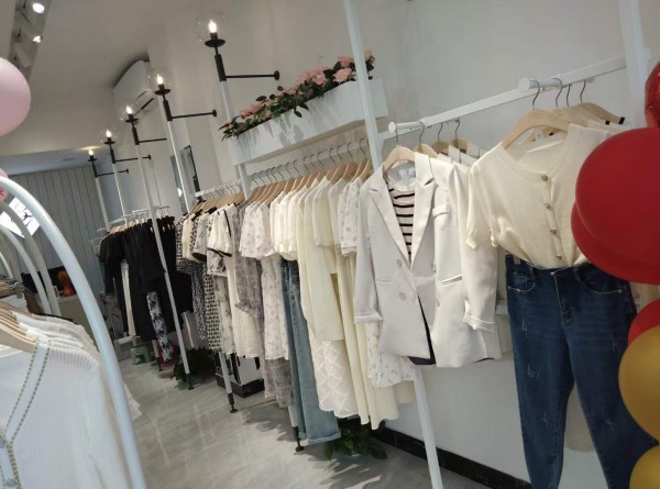 热烈祝贺37度生活美学广东-韶关店惊喜开业,祝生意兴隆!