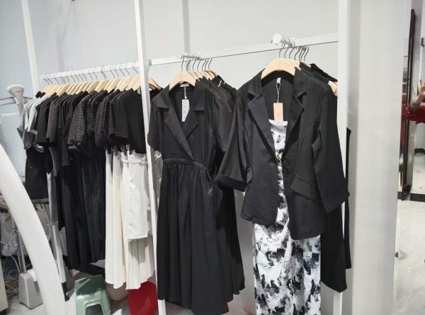 热烈祝贺37度生活美学广东-韶关店惊喜开业,祝生意兴隆!